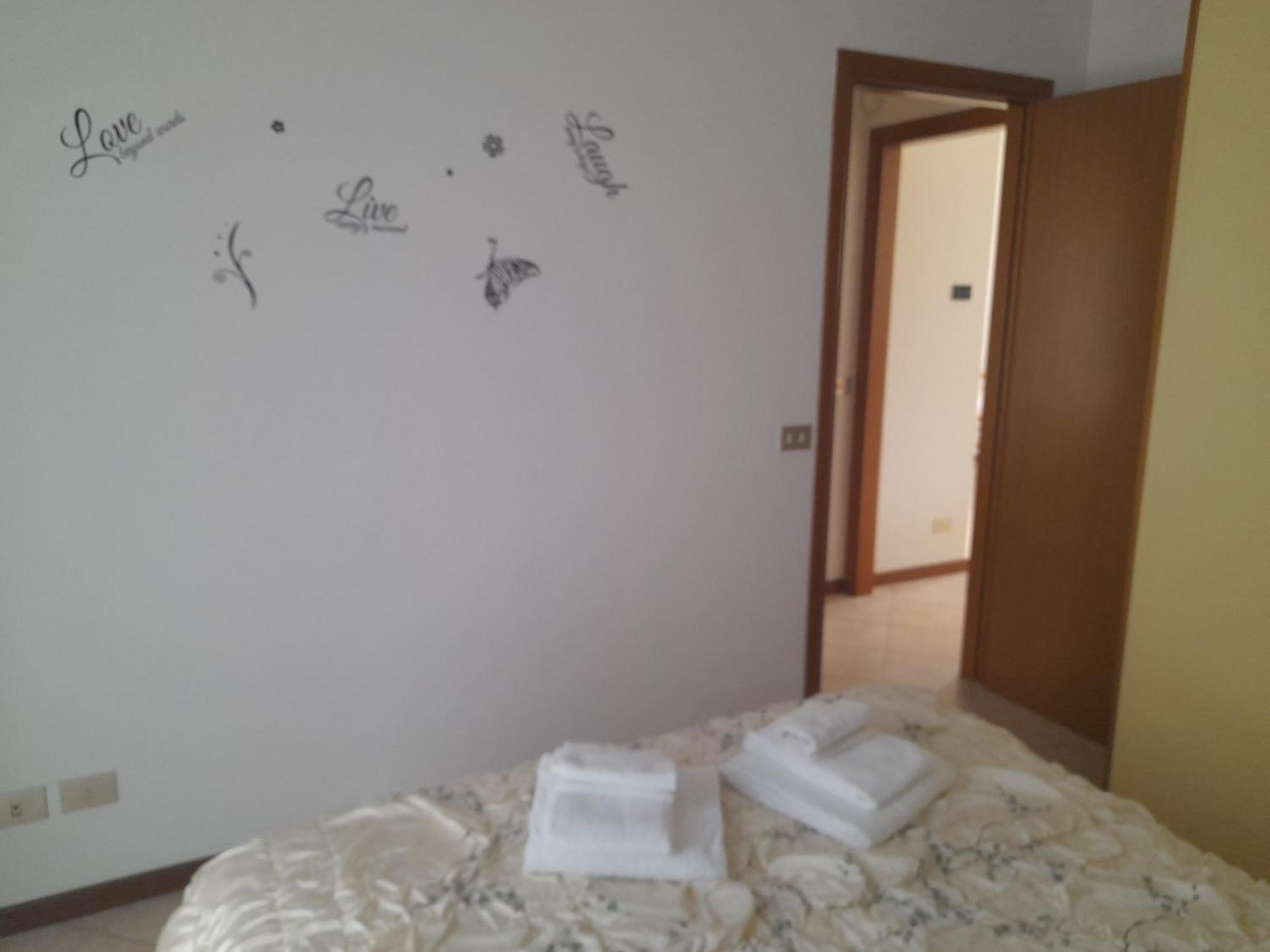 Mahatma Residence Lake View Lazise Quarto foto